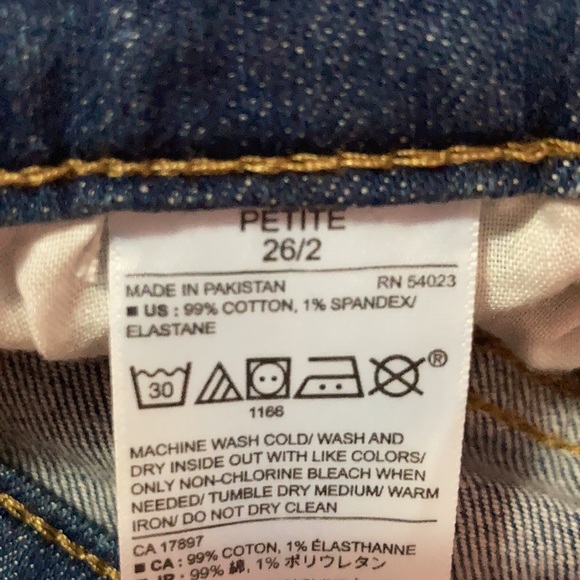 Banana Republic girlfriend jeans - Picture 5 of 5